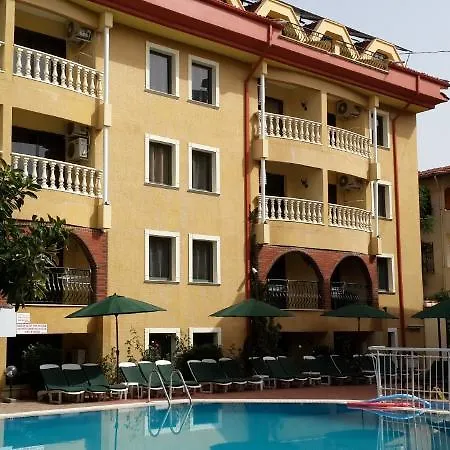 Apart Otel Maxwell Club
