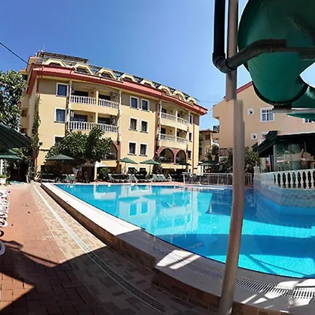 Maxwell Club Marmaris