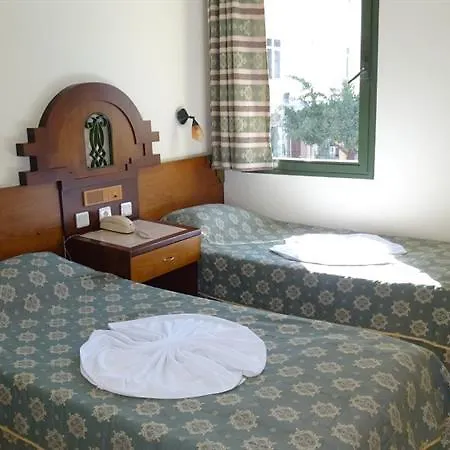Aparthotel Maxwell Club 3*