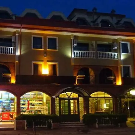 Maxwell Club Lägenhetshotell